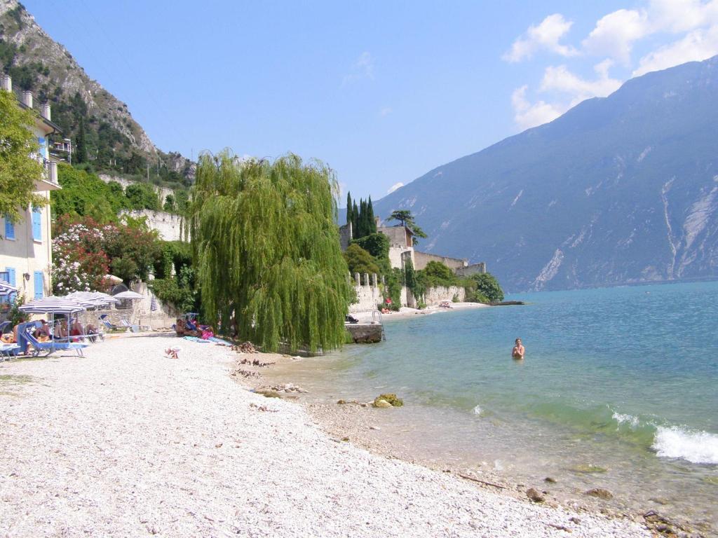 Villa Romantica Hotel Limone sul Garda Exterior foto