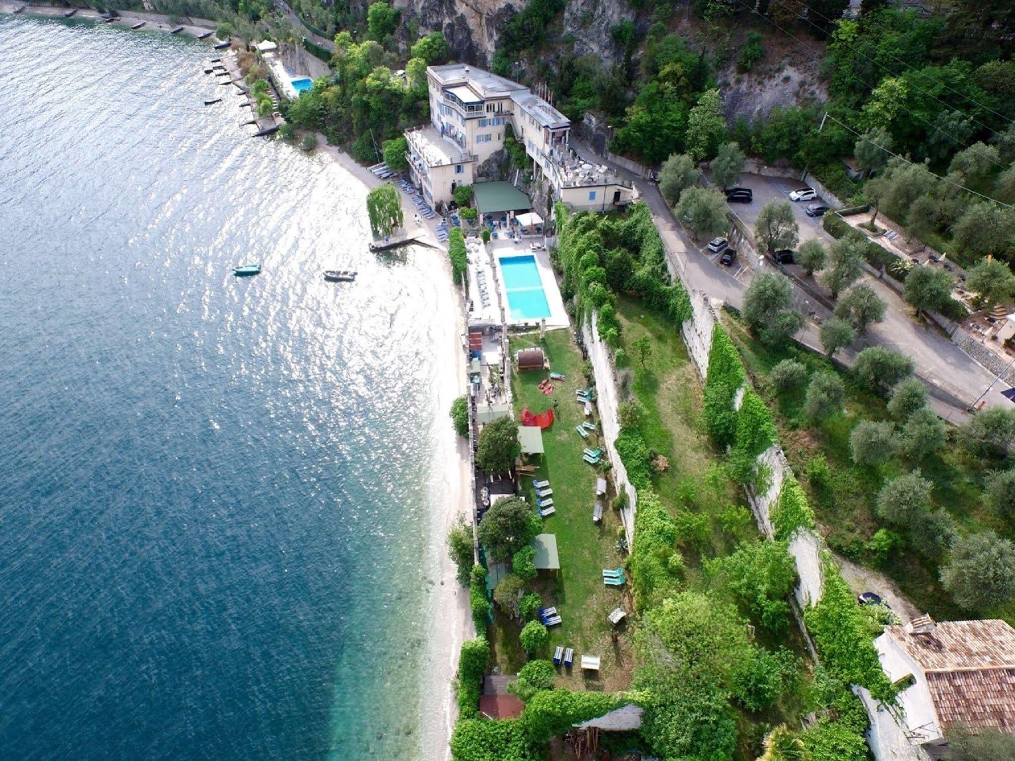 Villa Romantica Hotel Limone sul Garda Exterior foto
